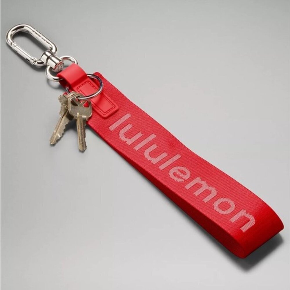 NWT Never Lost Keychain - Lulu Red/White